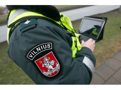 Sostinėje darbą pasirinkusiems policininkams bus skiriama 10 tūkst. eurų išmoka